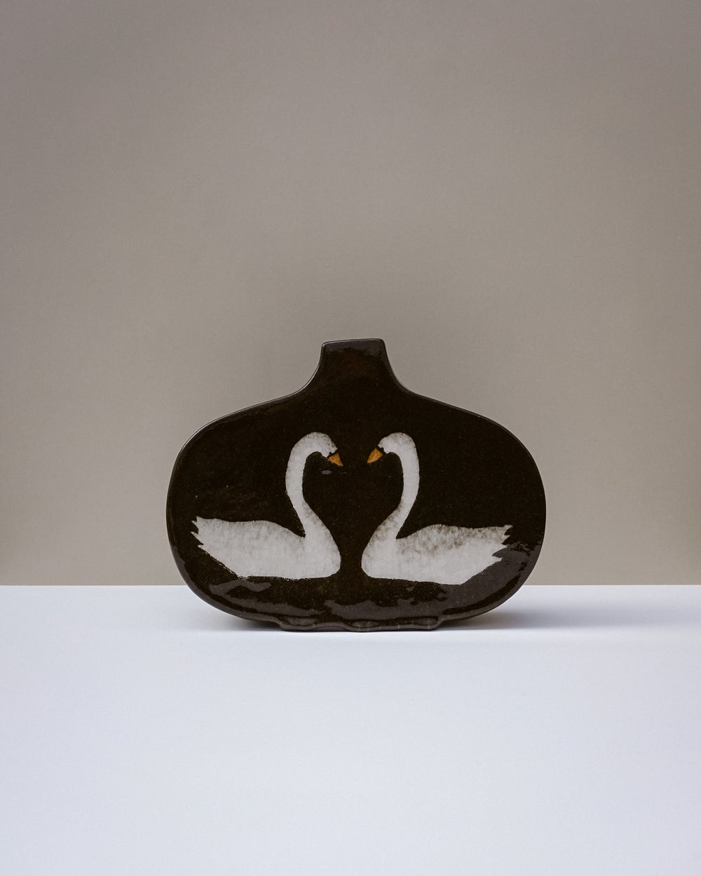 Large Swan Vase | Fern Taylor